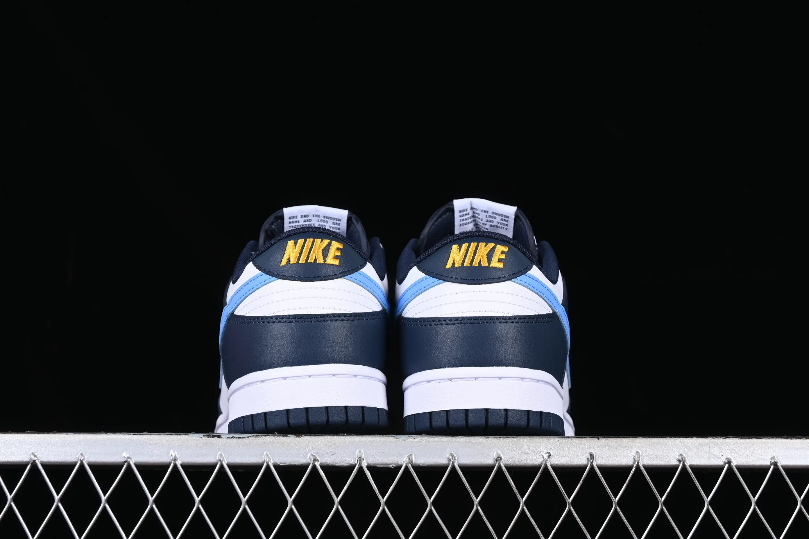 All categories Nk SB Dunk series Nk SB Dunk Low low-top sneakers C version Nk Dunk Low "Navy\University Blue" Obsidian SB low-top sports and leisure sneakers FN7800-400